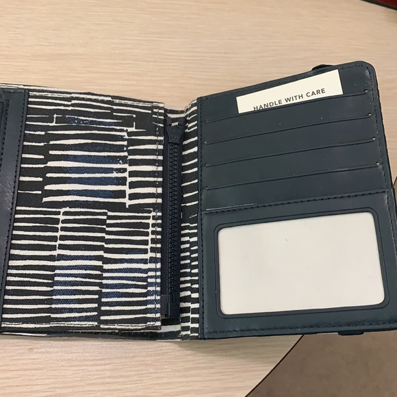 Kate Spade(10) - Picture 7 of 8